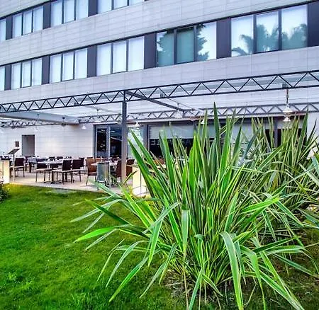 Santa Beatriz De Silva