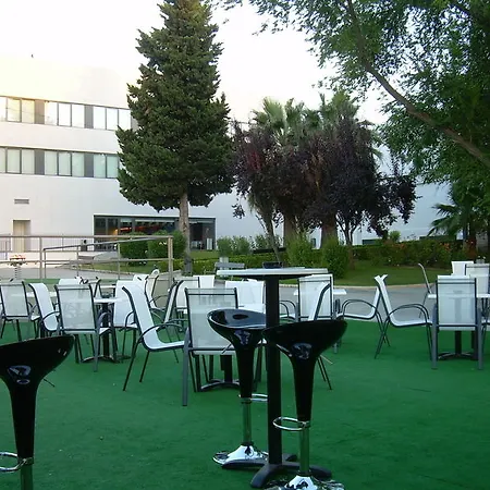 Santa Beatriz De Silva Hotel