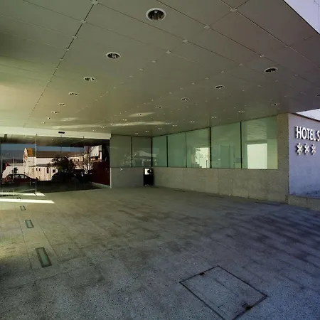 Santa Beatriz De Silva 3*