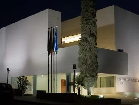 Santa Beatriz De Silva Hotel